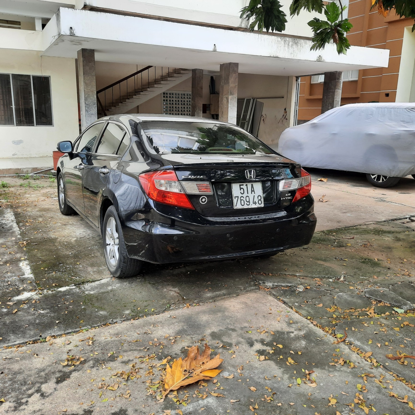 Honda Civic 1.8 MT 2013 - Ngoại thất 3