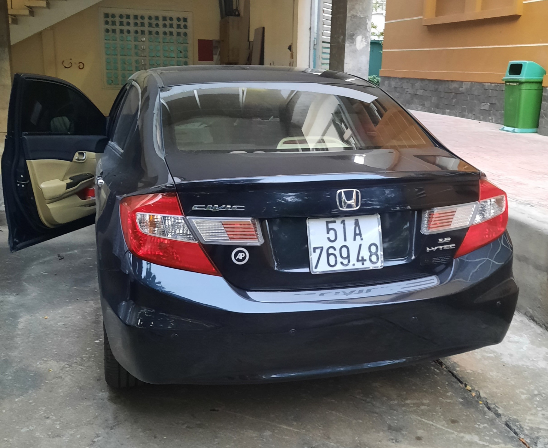 Honda Civic 1.8 MT 2013
