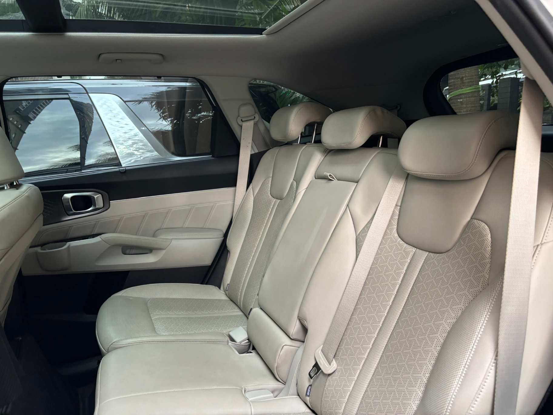 Kia Sorento Luxury 2.2 AT 2021 - Nội thất 2