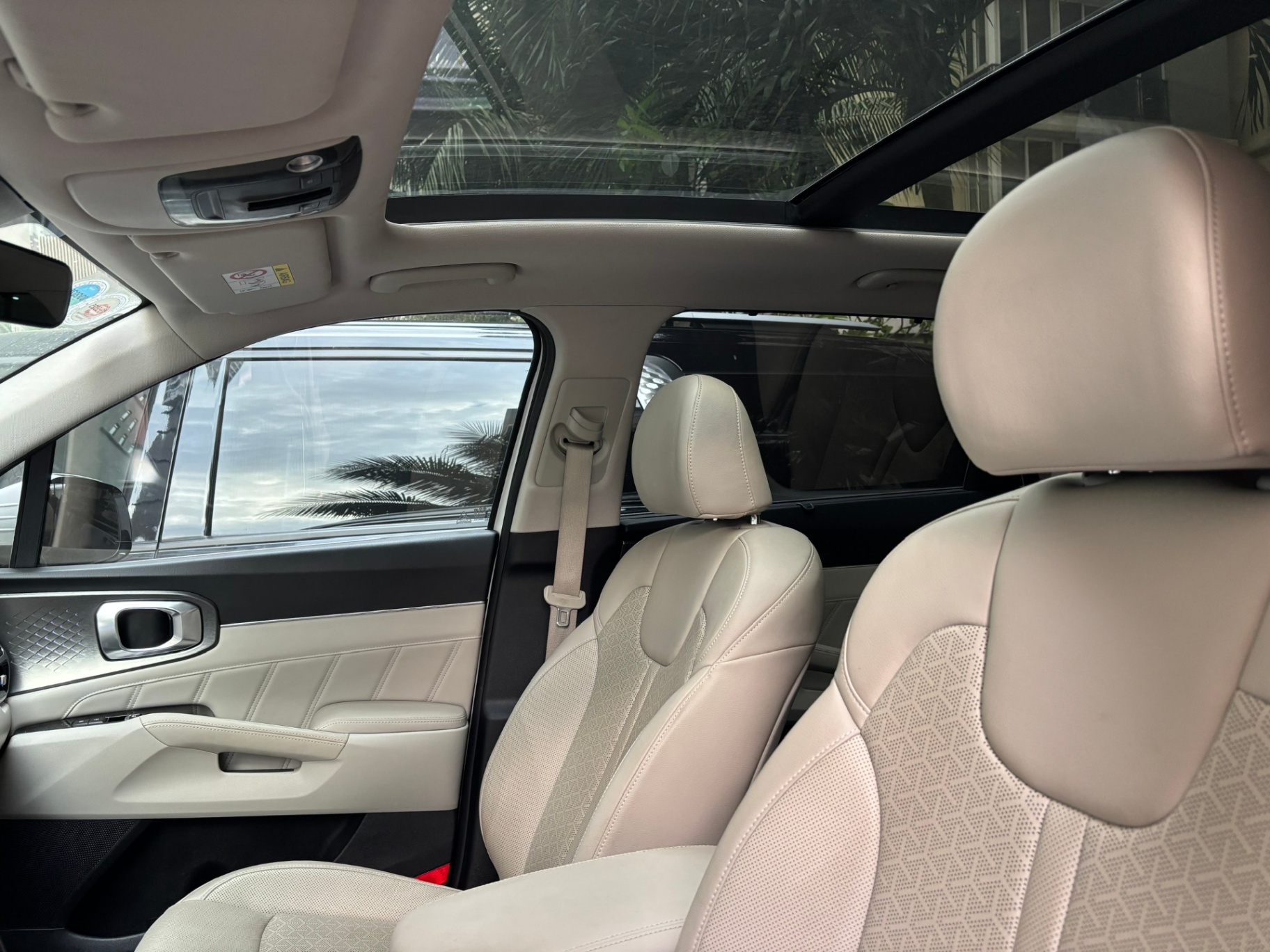 Kia Sorento Luxury 2.2 AT 2021 - Nội thất 3