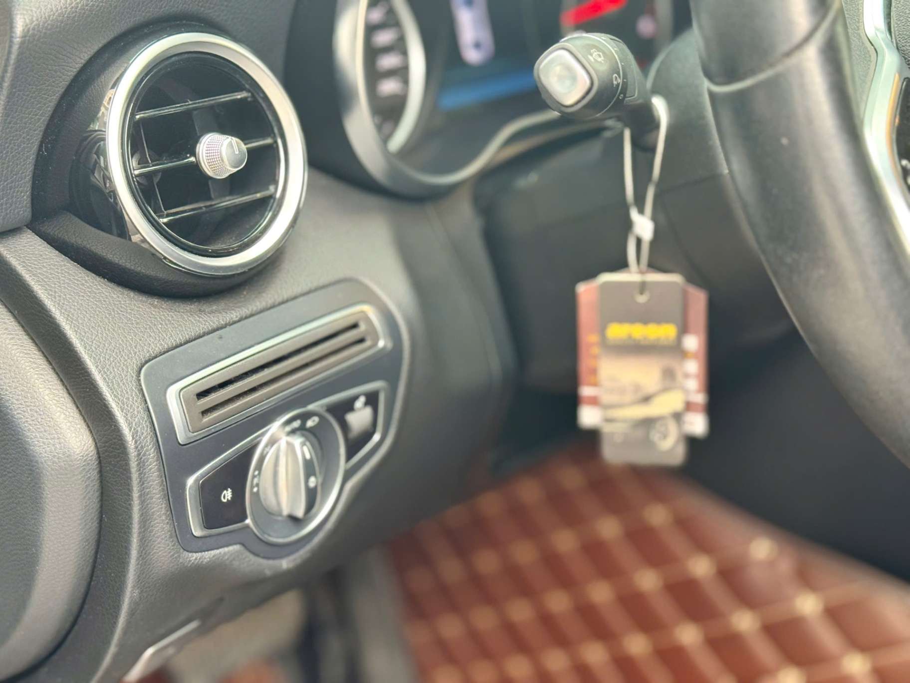Mercedes C class C180 2020 - Nội thất 7