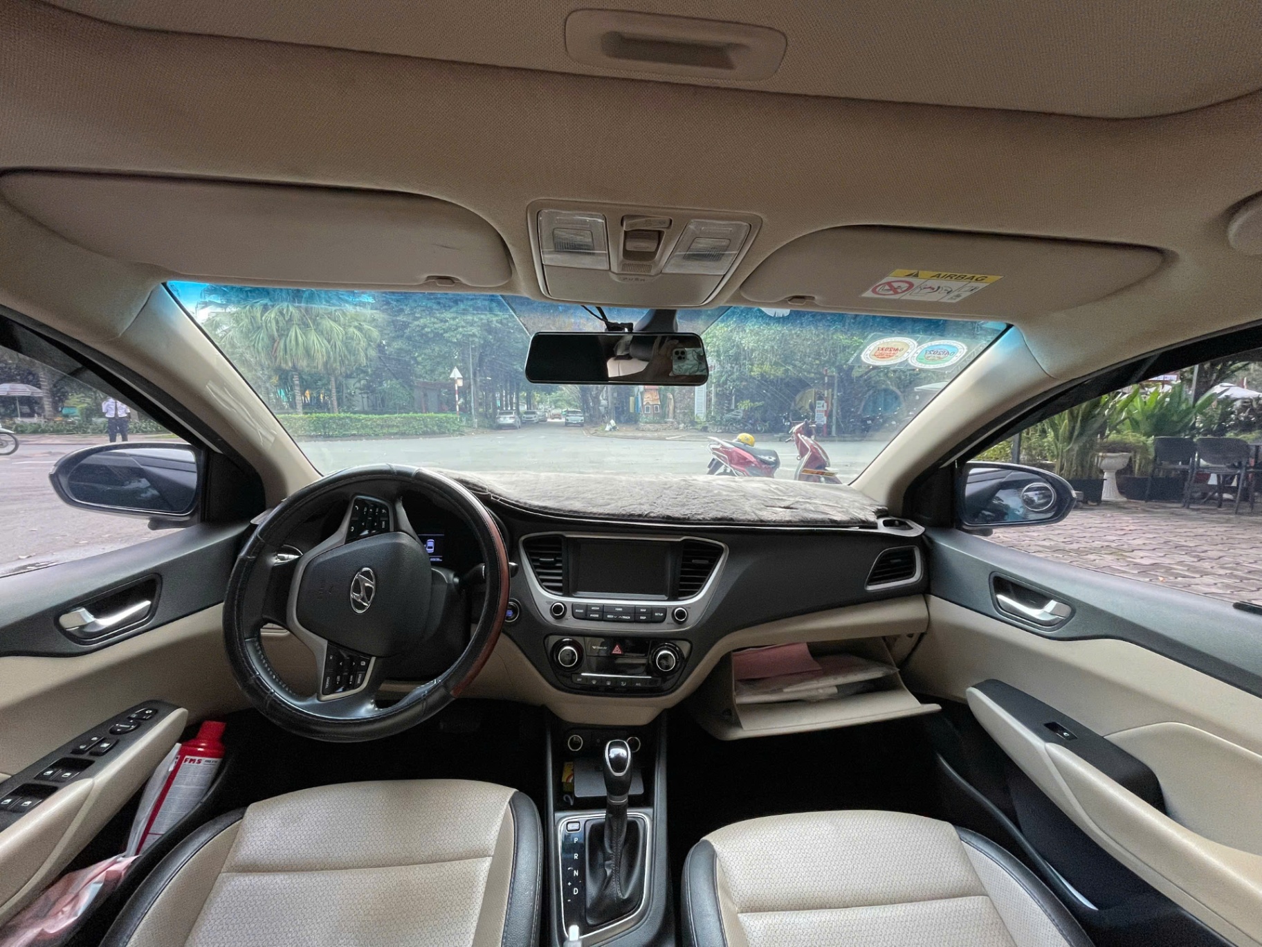 Hyundai Accent ATH 2019 - Nội thất 1
