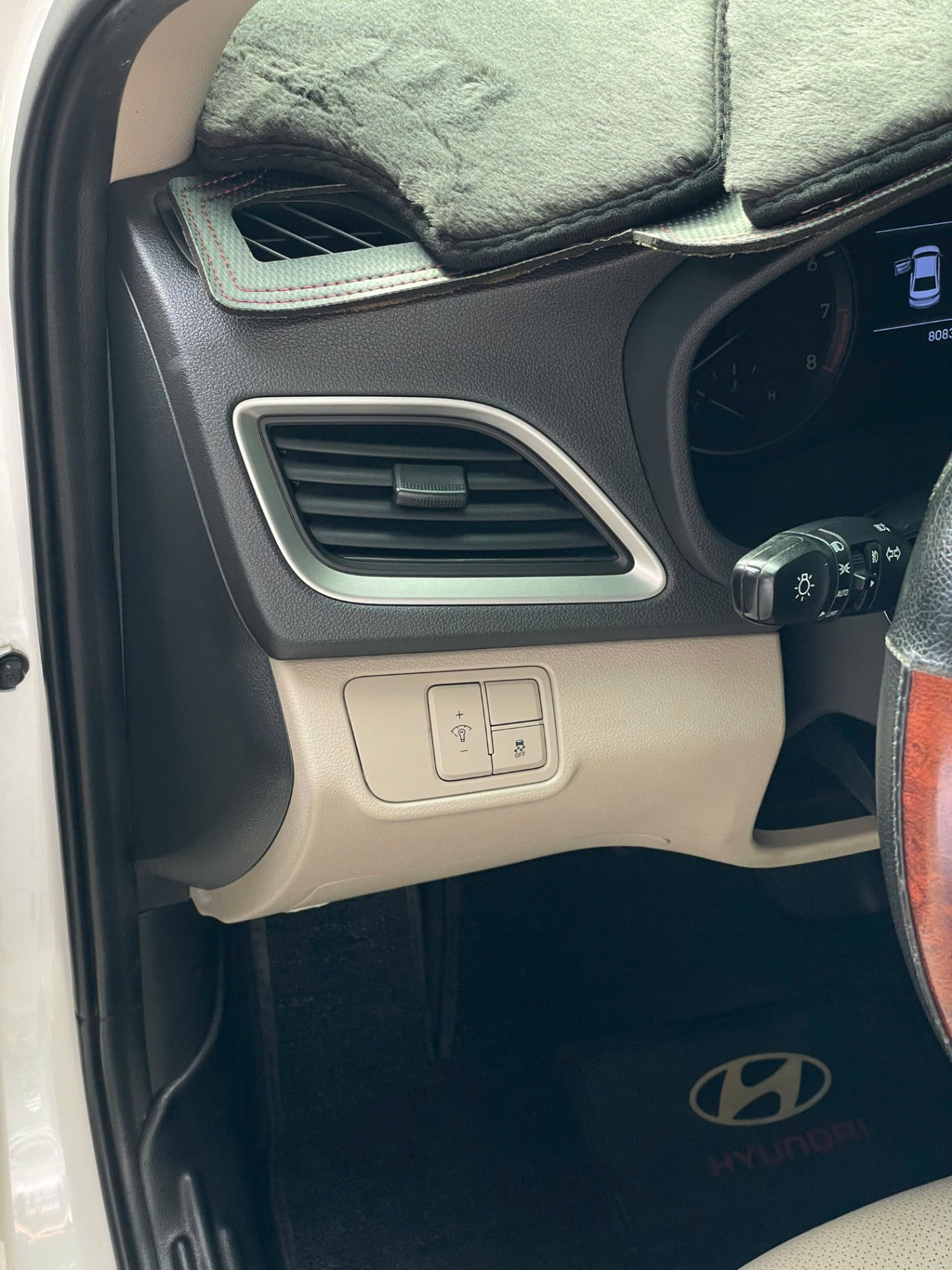 Hyundai Accent ATH 2019 - Nội thất 3
