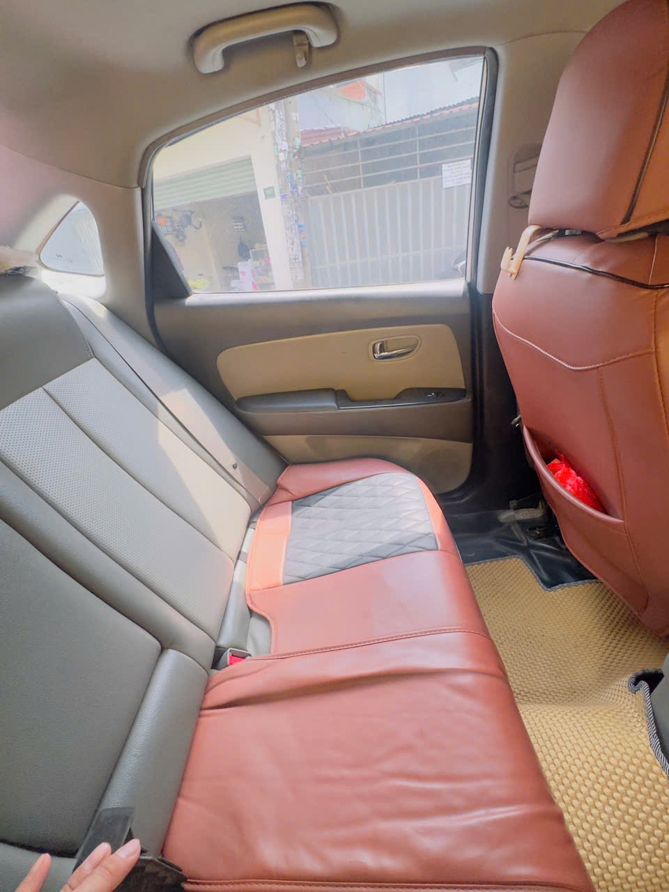 Hyundai Avante 1.6 AT 2011 - Nội thất 4