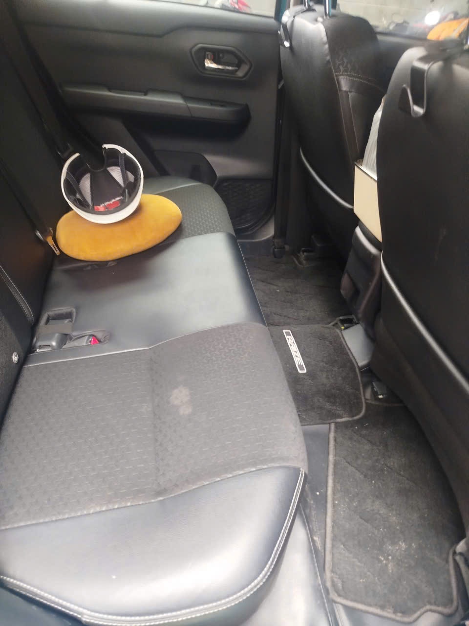 Toyota Raize G 1.0 CVT 2023 - Nội thất 3