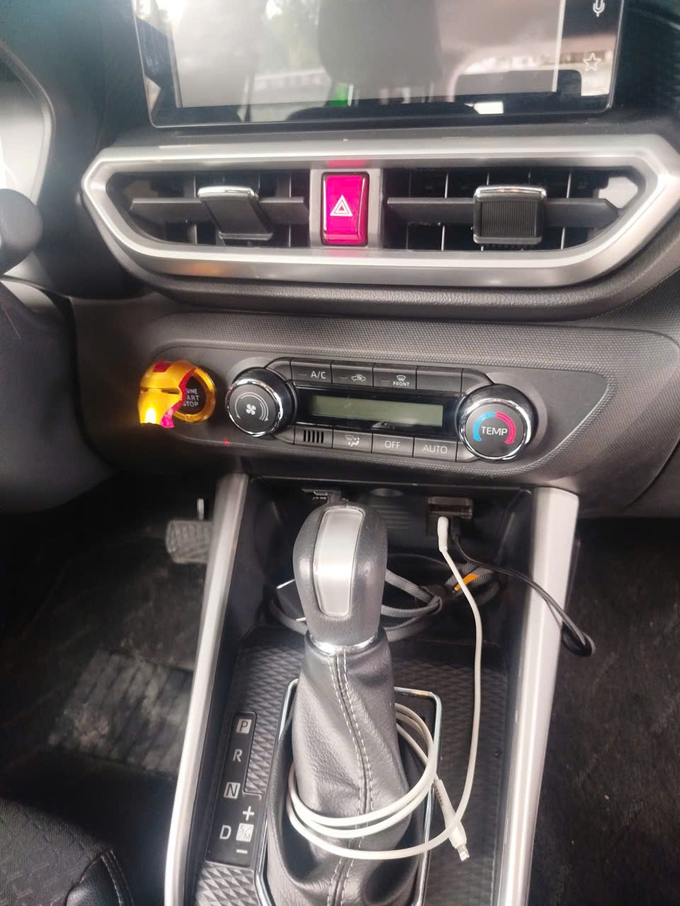 Toyota Raize G 1.0 CVT 2023 - Nội thất 6