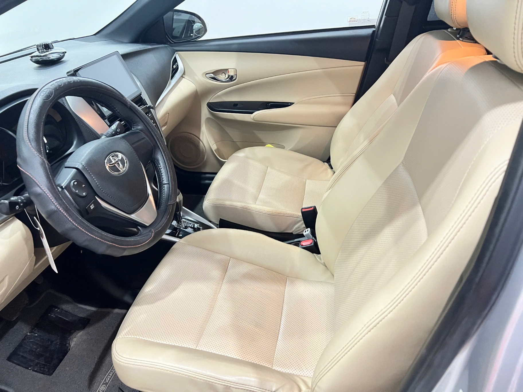 Toyota Yaris 2020 1.5G - Nội thất 1