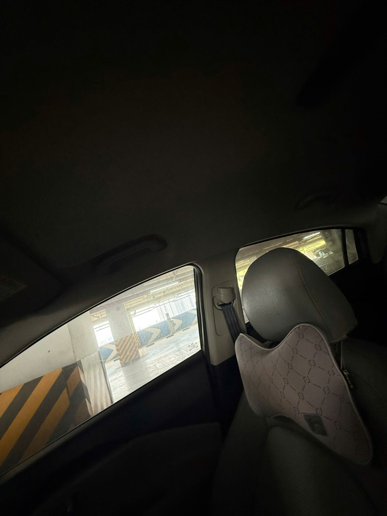 Kia Rio 1.4 AT 2015 - Nội thất 8