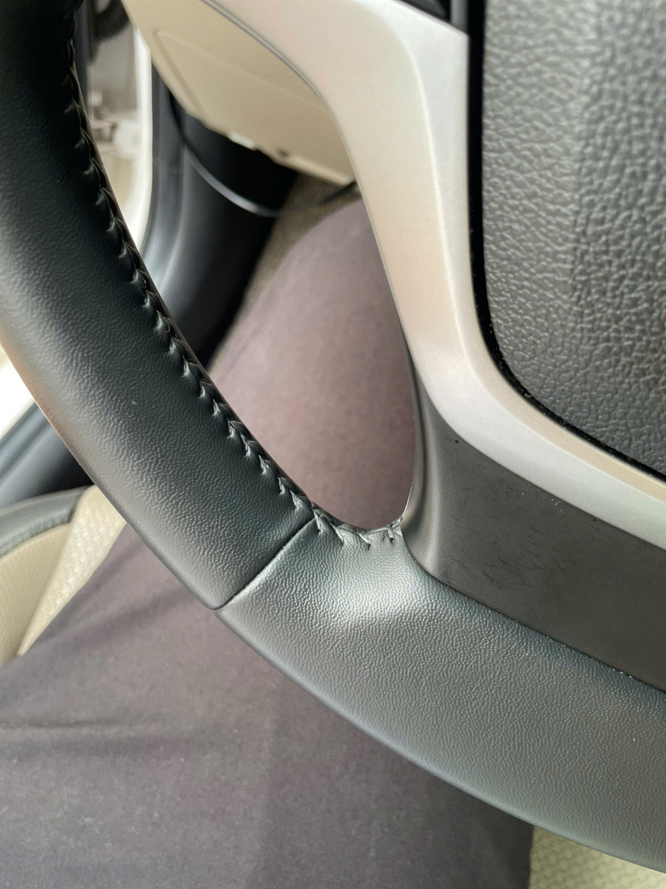Hyundai Accent 1.4 AT Đặc Biệt 2023 - Nội thất 5