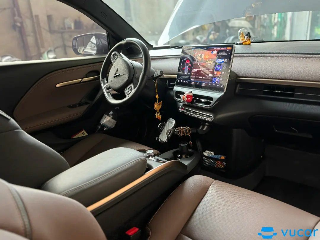 VinFast VF6 2024 Plus - Nội thất 7