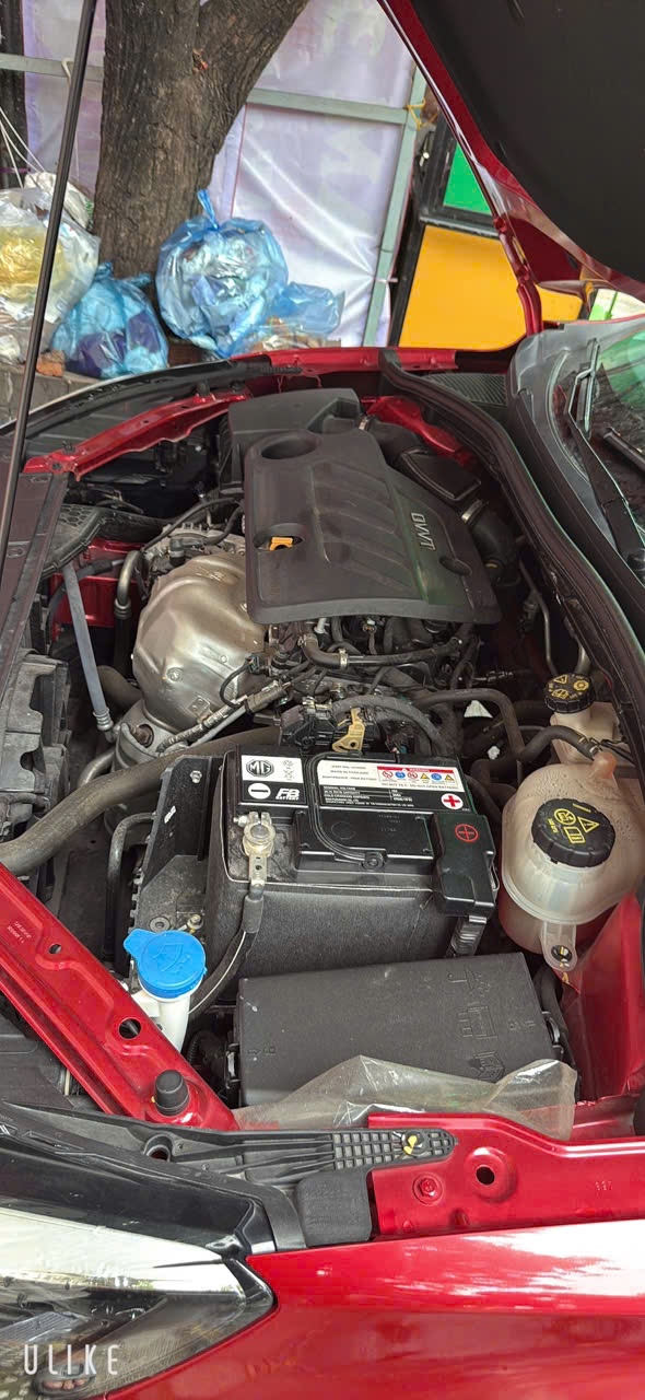 MG 5 Luxury 1.5 AT 2024 - Khoang động cơ 1