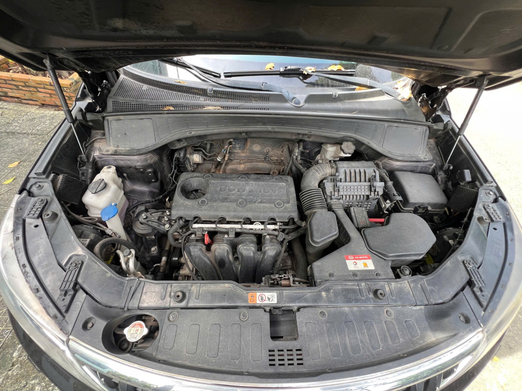 Kia Sorento GATH 2018 - Khoang động cơ 1