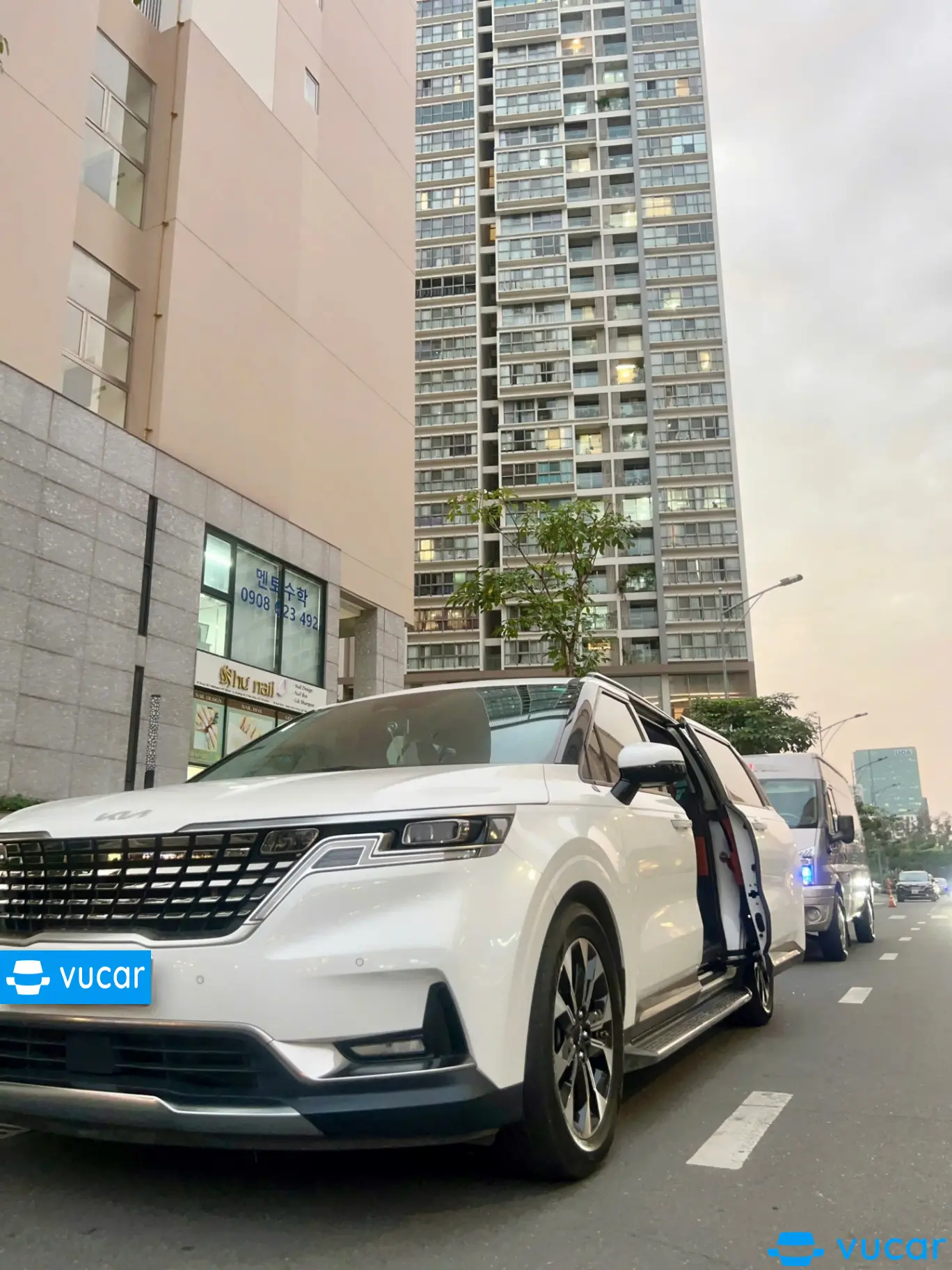 Kia Carnival Signature 2.2D 2022 - Ngoại thất 7