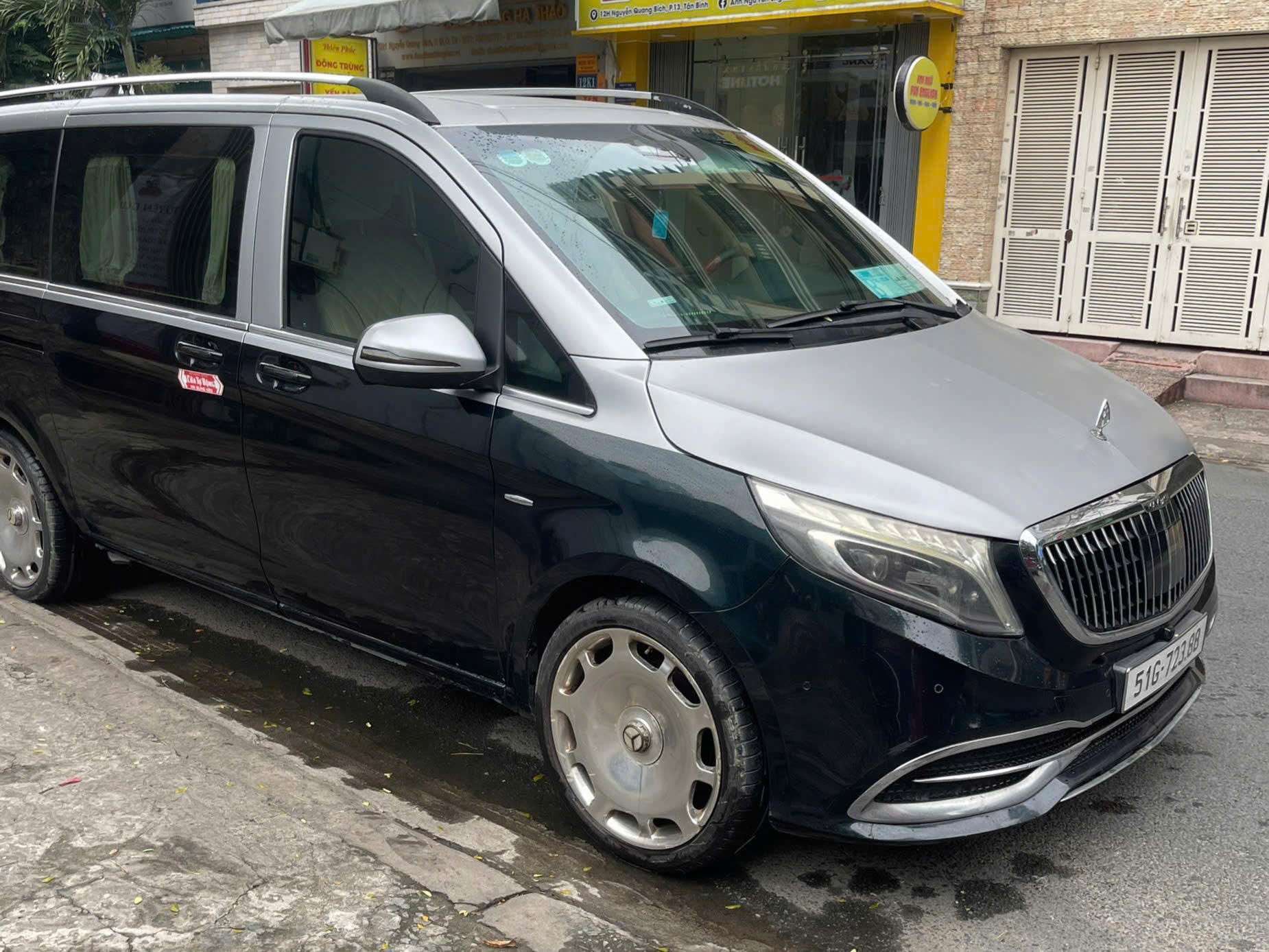 Mercedes V class V250 Avantgarde 2017 - Ngoại thất 4
