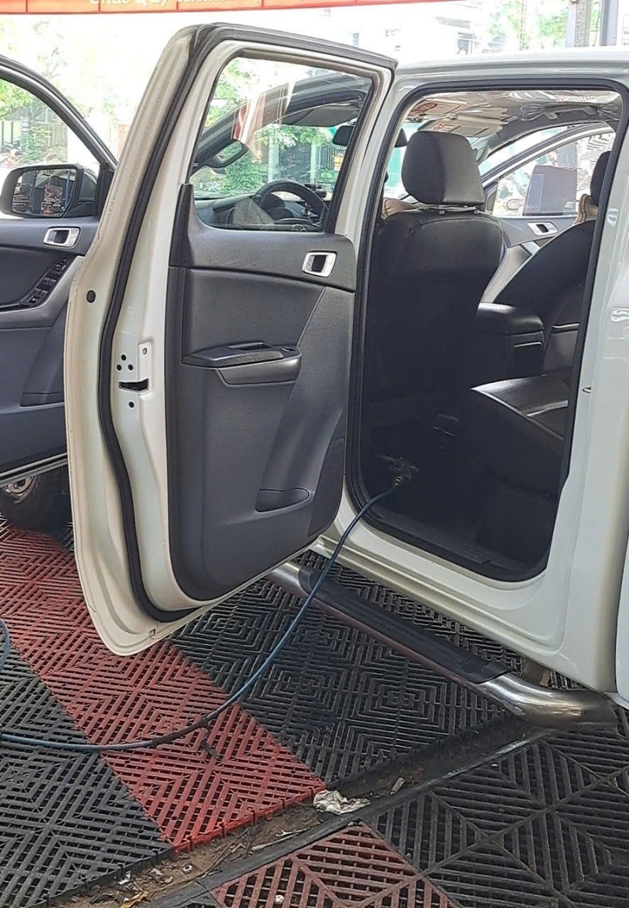 Mazda Bt50 2.2L 4x2 ATH 2018 - Nội thất 3