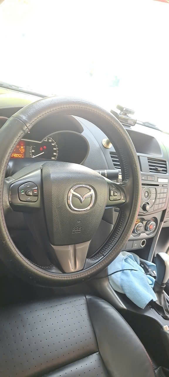 Mazda Bt50 2.2L 4x2 ATH 2018 - Nội thất 5