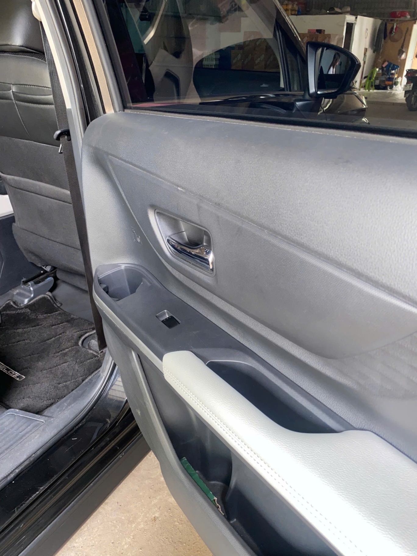 Toyota Veloz Cross 1.5 CVT 2024 - Nội thất 3