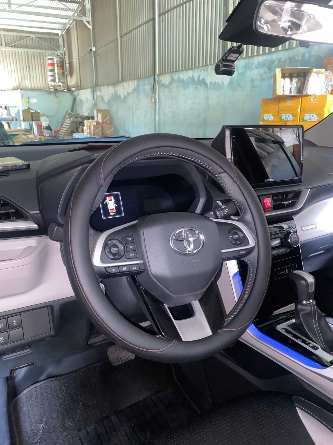 Toyota Veloz Cross 1.5 CVT 2024 - Nội thất 19