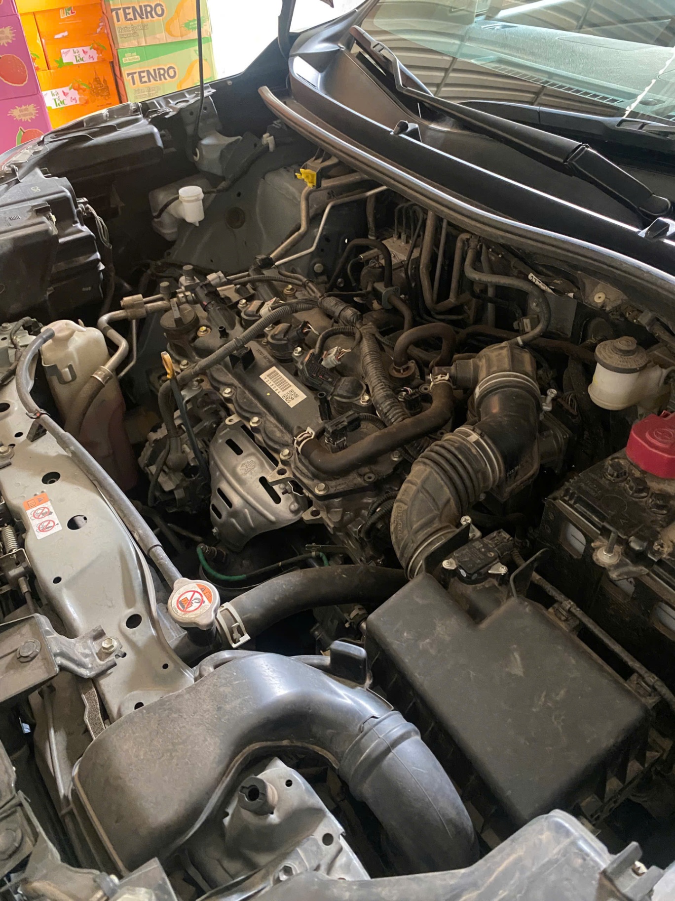 Toyota Veloz Cross 1.5 CVT 2024 - Khoang động cơ 1