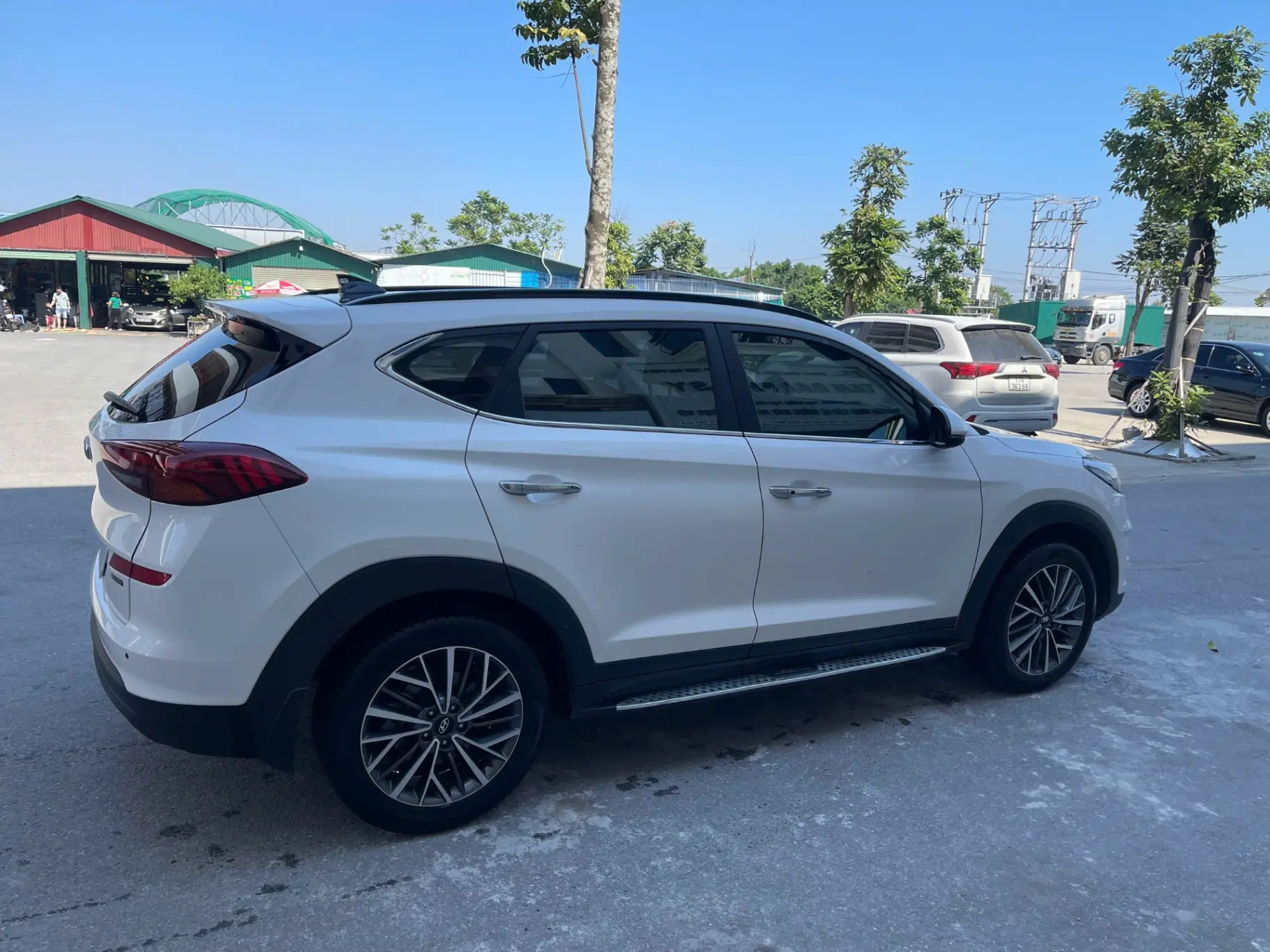 Hyundai Tucson 2.0 AT Đặc biệt 2021 - Ngoại thất 4