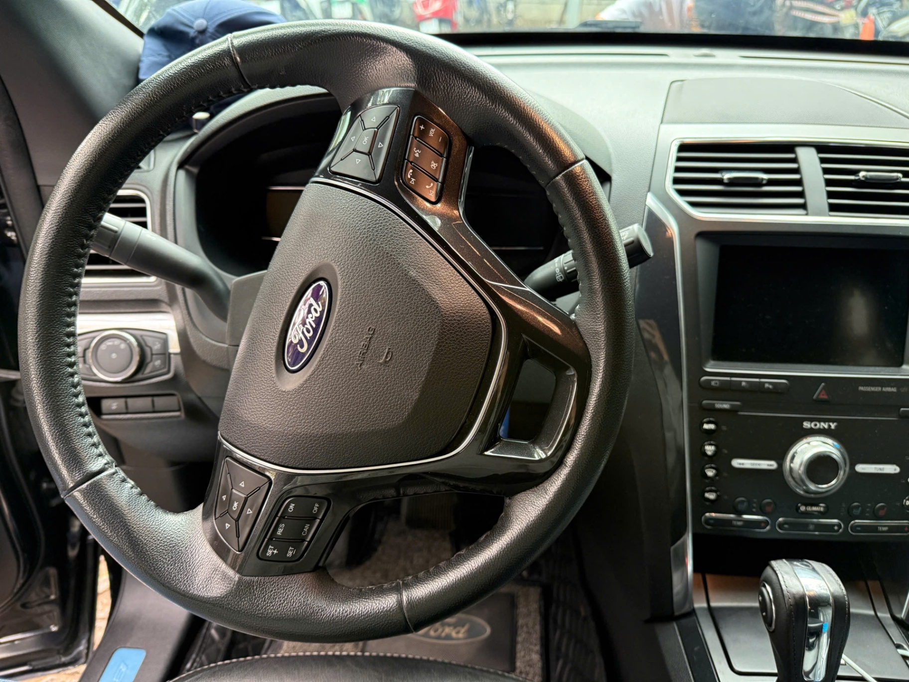 Ford Explorer Limited 2.3L EcoBoost 2019 - Nội thất 15