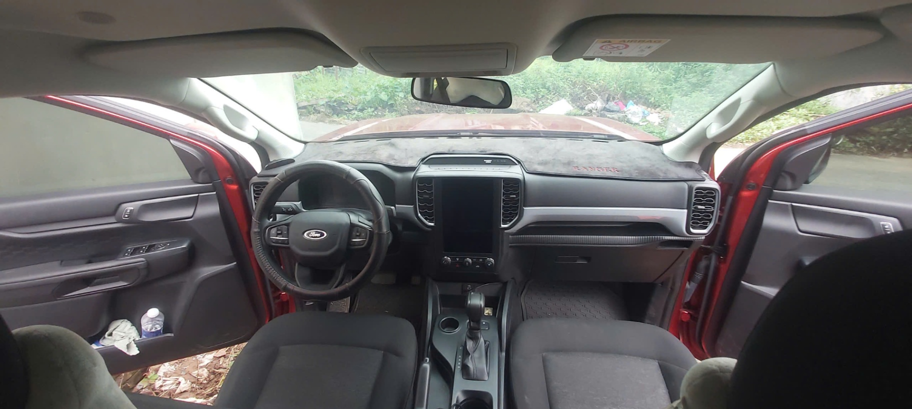 Ford Ranger XLS 2.0L 4x2 AT 2023 - Nội thất 2