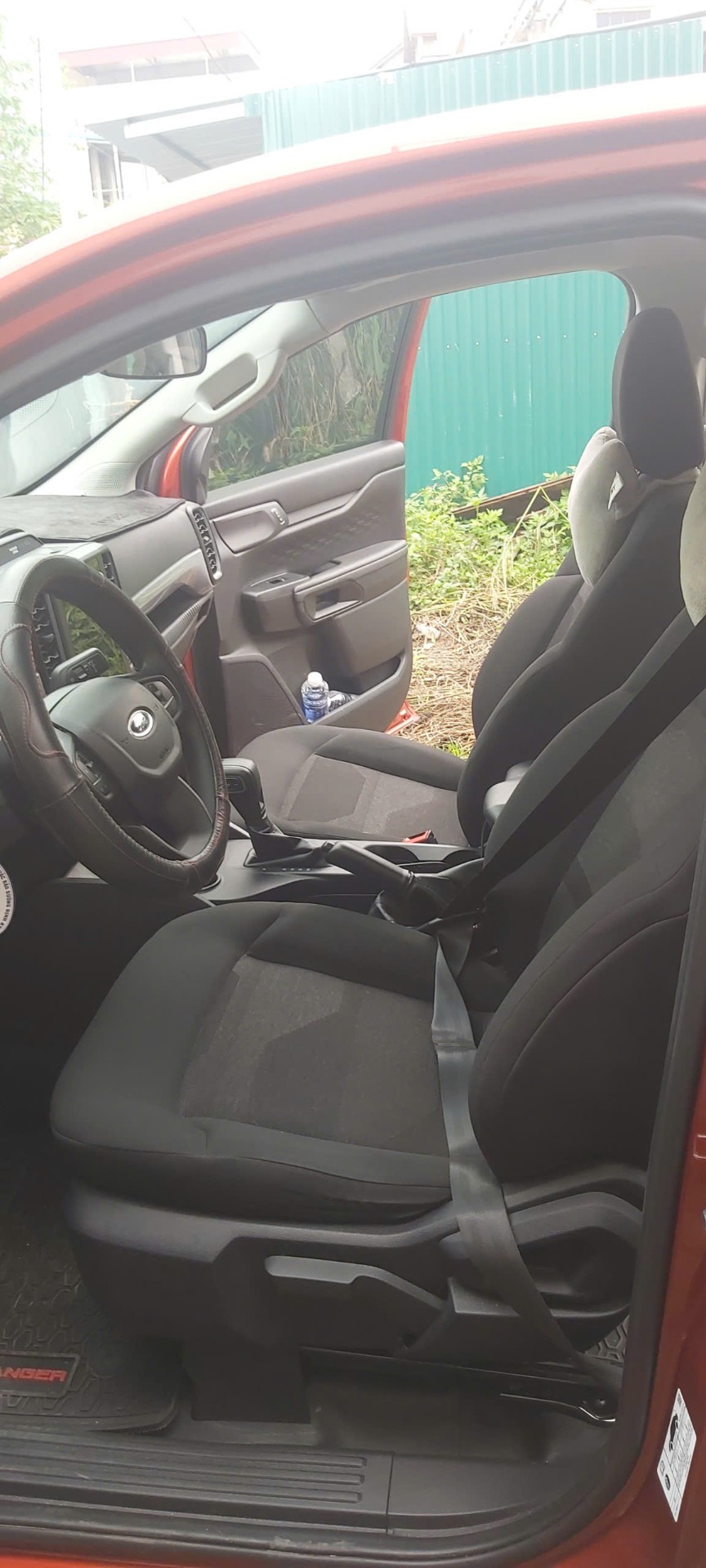 Ford Ranger XLS 2.0L 4x2 AT 2023 - Nội thất 3