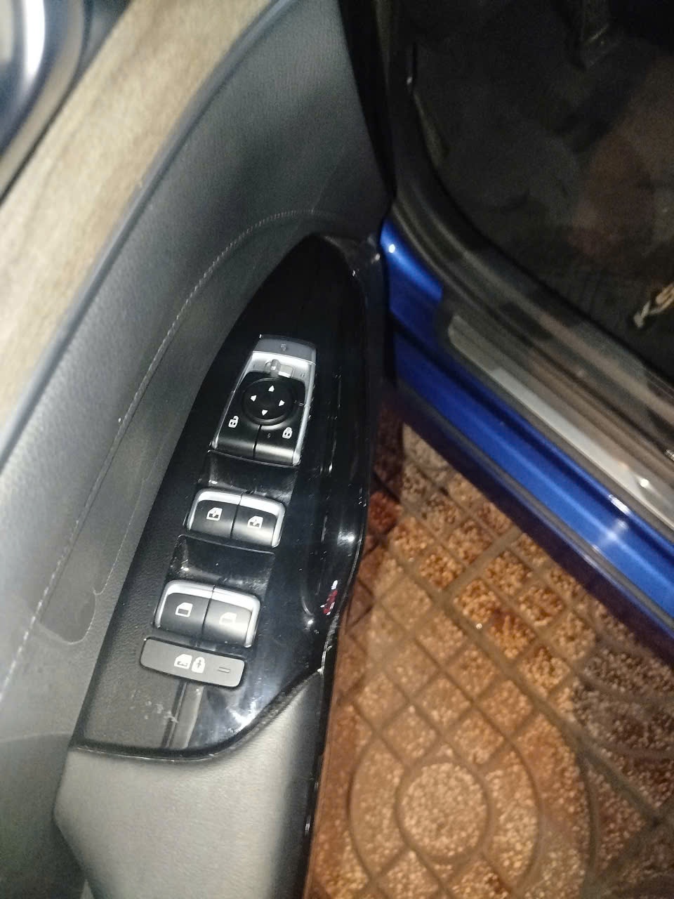 Kia K5 Premium 2.0 AT 2022 - Nội thất 1