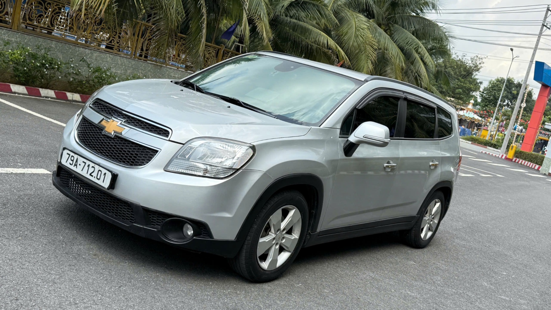 Chevrolet Orlando LTZ 1.8 2017 - Ngoại thất 1