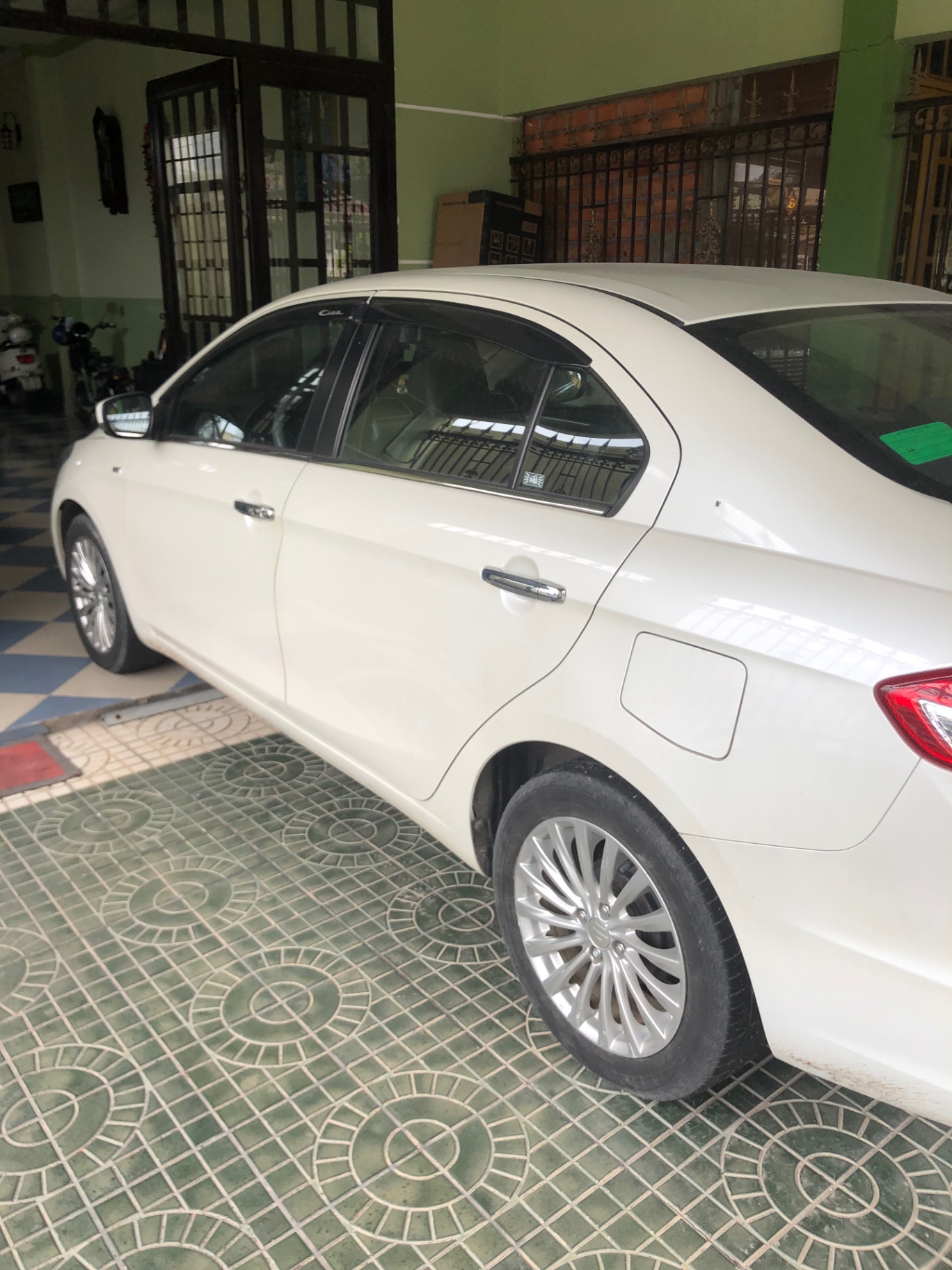Suzuki Ciaz 1.4 AT 2018 - Ngoại thất 2