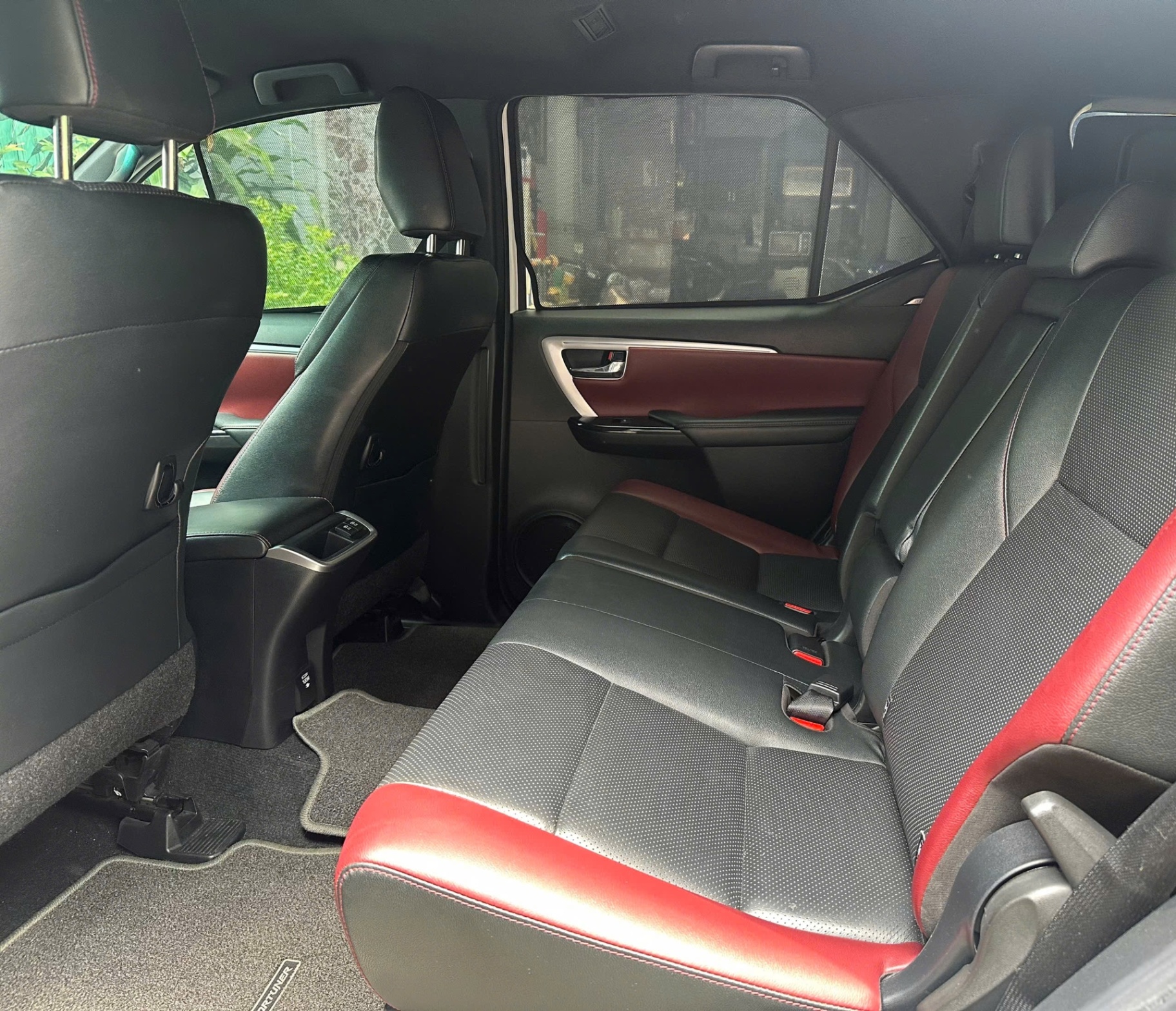 Toyota Fortuner  2022 - Nội thất 1