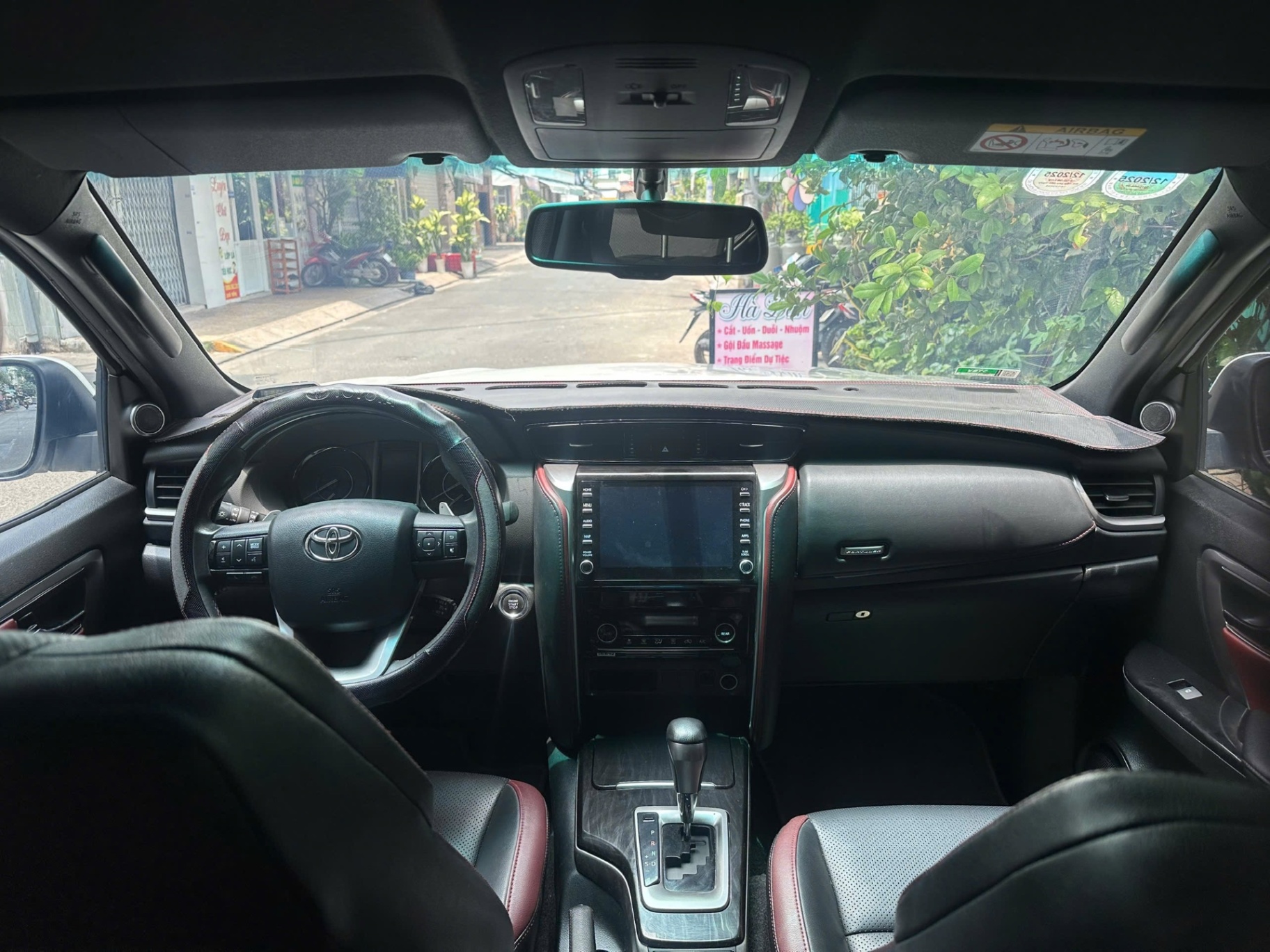 Toyota Fortuner  2022 - Nội thất 6