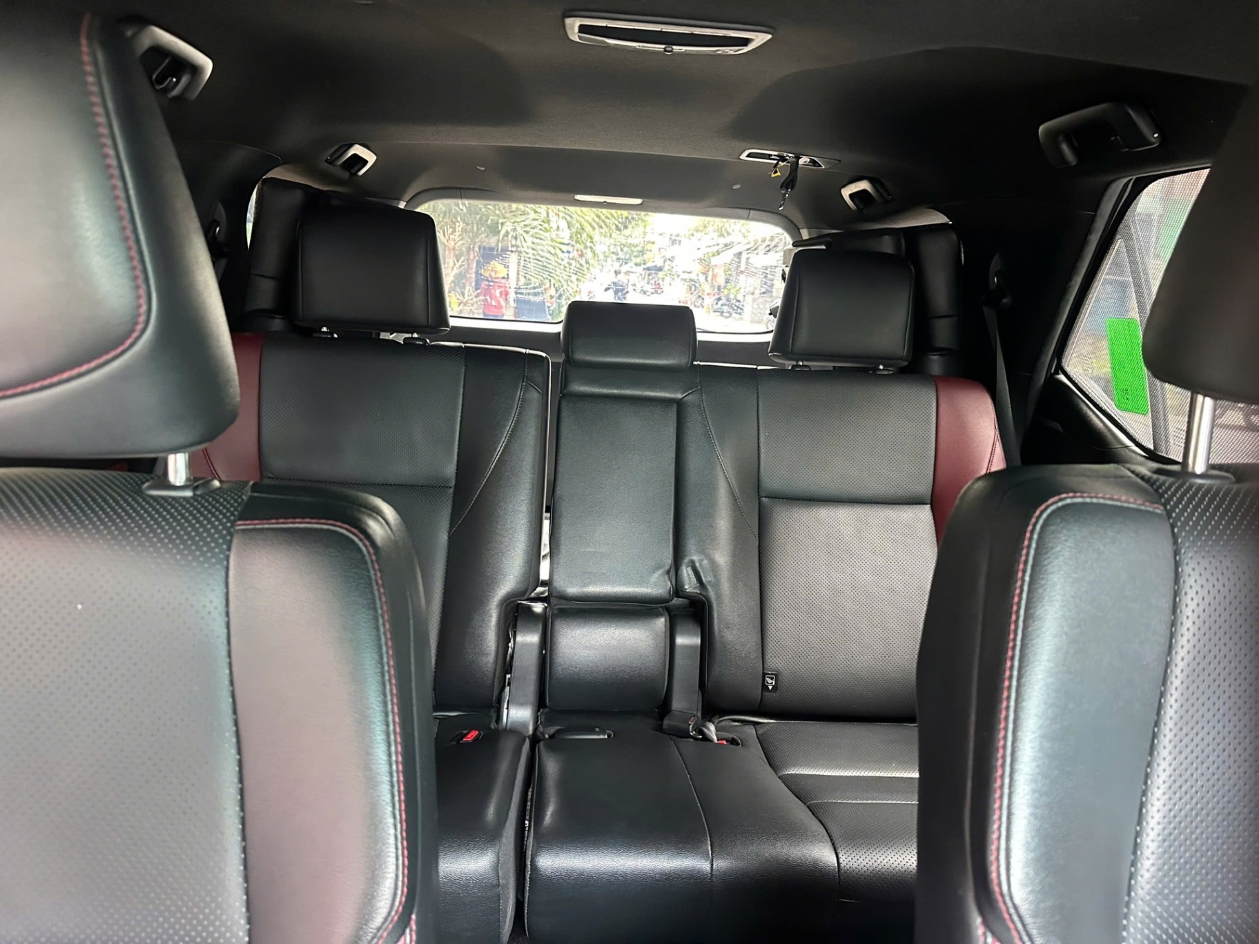 Toyota Fortuner  2022 - Nội thất 8