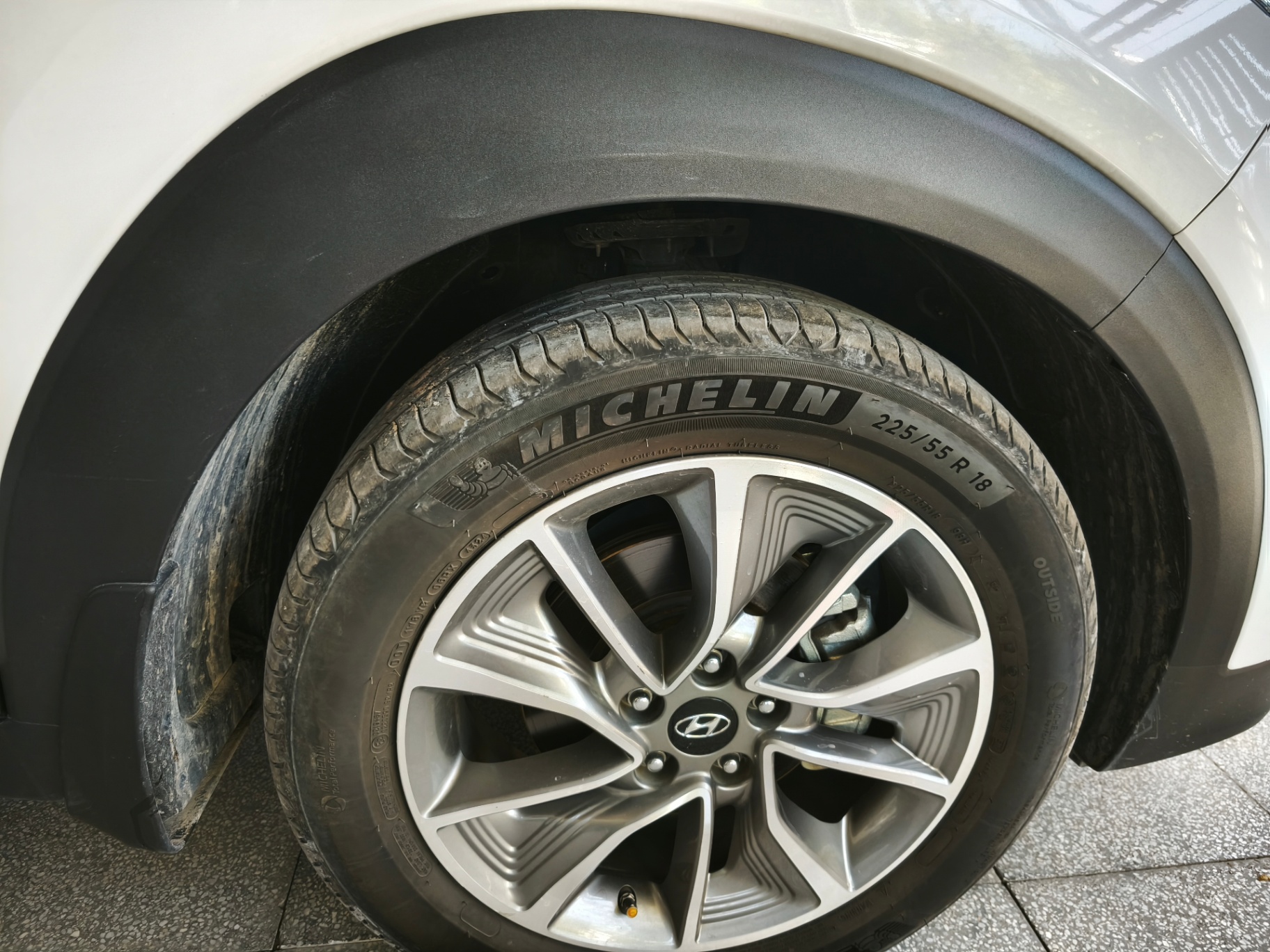Hyundai Tucson 2.0 AT 2018 - Ngoại thất 3