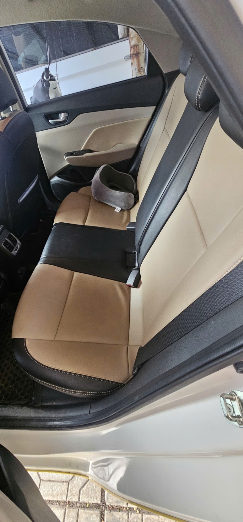 Hyundai Accent 1.4 MT 2020 - Nội thất 3