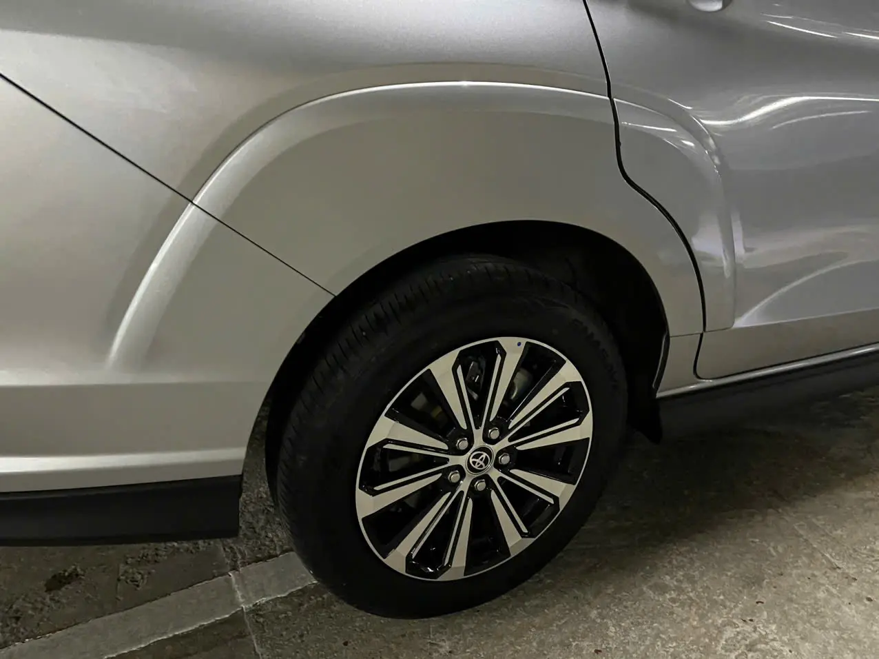 Toyota Veloz Cross 1.5 CVT 2022 - Ngoại thất 6
