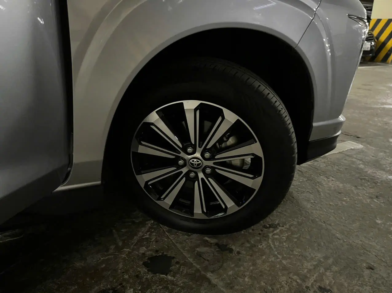 Toyota Veloz Cross 1.5 CVT 2022 - Ngoại thất 7