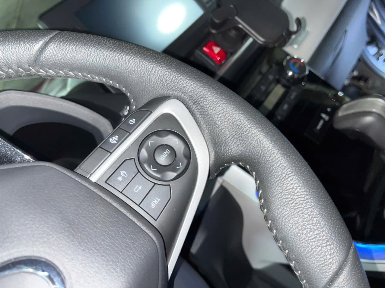 Toyota Veloz Cross 1.5 CVT 2022 - Nội thất 3