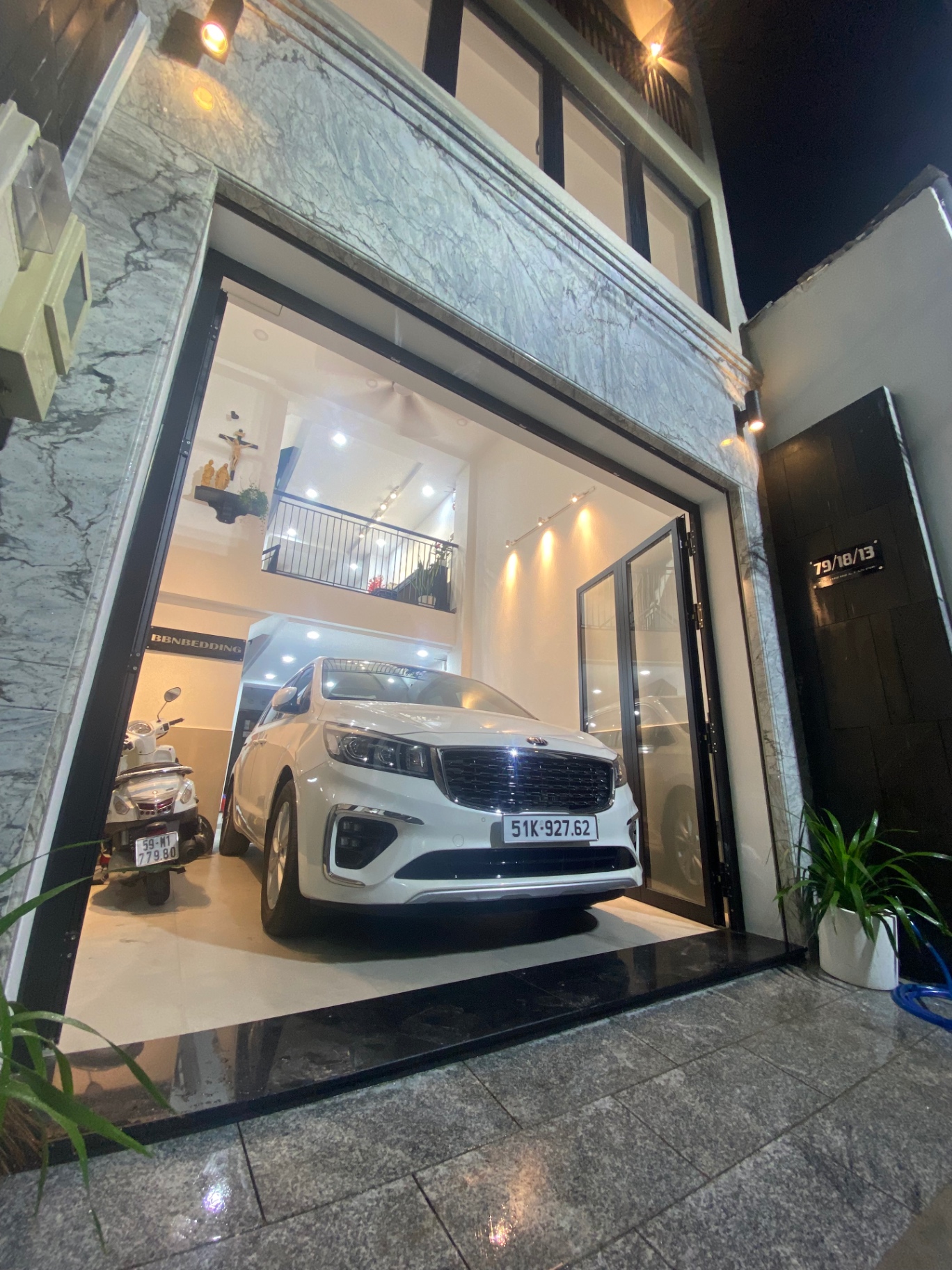 Kia Sedona 2.2 DAT Luxury 2019 - Ngoại thất 4