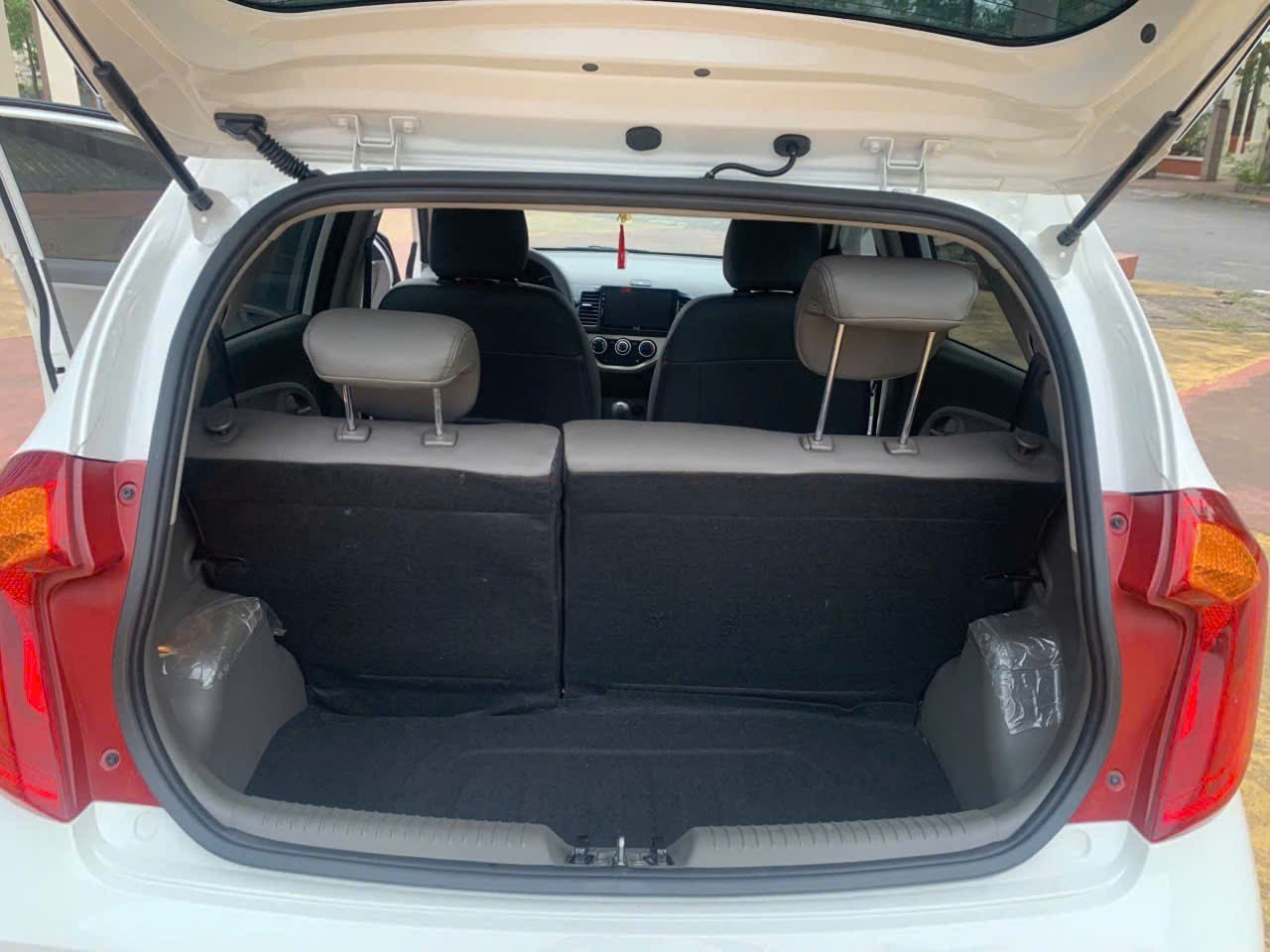 Kia Morning 1.25 MT 2022 - Nội thất 3