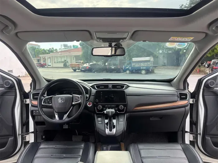 Nội thất Honda CR-V L 2019 tiện nghi và sang trọng
